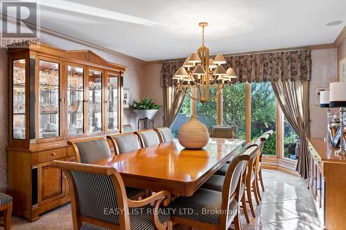 541 Kerr Crescent, Lakeshore, ON - Indoor Photo Showing Dining Room