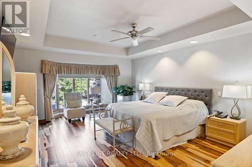 541 Kerr Crescent, Lakeshore, ON - Indoor Photo Showing Bedroom