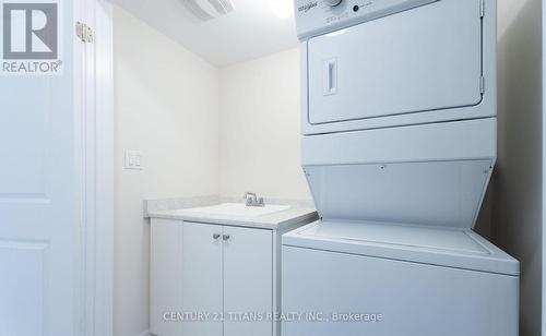 48 Dandara Gate, Vaughan, ON - Indoor Photo Showing Laundry Room