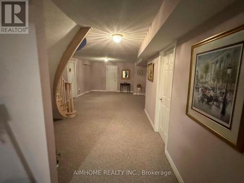 92 Springbrook Drive, Richmond Hill, ON - Indoor Photo Showing Other Room