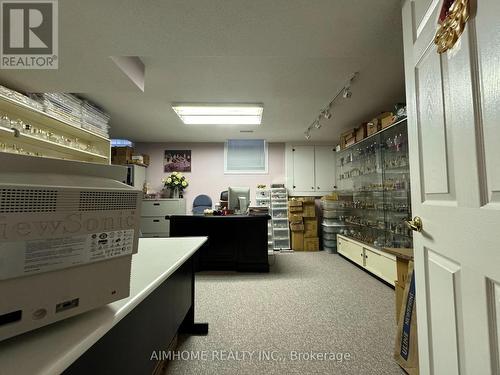 92 Springbrook Drive, Richmond Hill, ON - Indoor