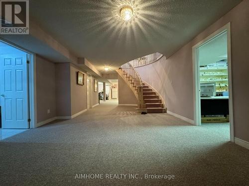 92 Springbrook Drive, Richmond Hill, ON -  Photo Showing Other Room