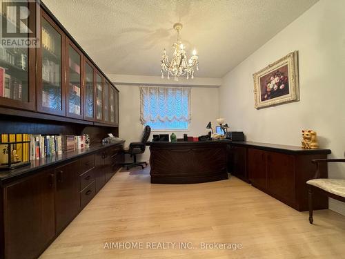 92 Springbrook Drive, Richmond Hill, ON - Indoor Photo Showing Other Room