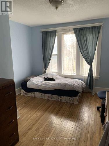 4322 Bampfield Street, Niagara Falls, ON - Indoor Photo Showing Bedroom
