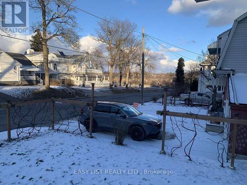 4322 Bampfield Street, Niagara Falls, ON - Outdoor