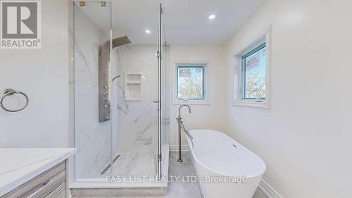 55 Steamer Drive, Whitby, ON - Indoor Photo Showing Bathroom