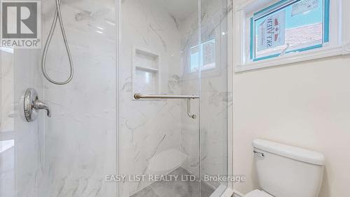 55 Steamer Drive, Whitby, ON - Indoor Photo Showing Bathroom