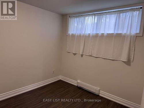 55 Commercial Street, Milton, ON - Indoor Photo Showing Other Room