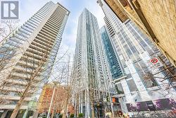 2506 - 1 YORKVILLE AVENUE  Toronto, ON M4W 0B1