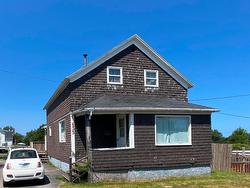 435 Mahon Street  New Waterford, NS B1H 2A5