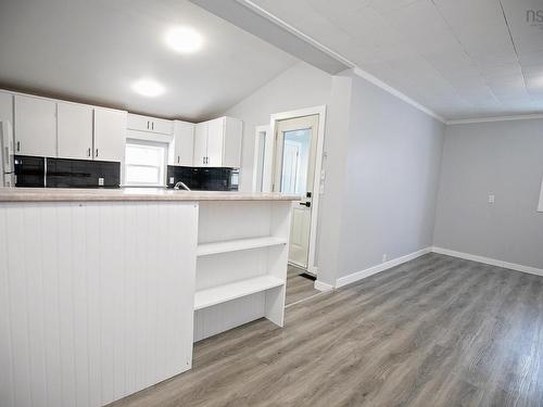 32 Douglas Avenue, Amherst, NS 