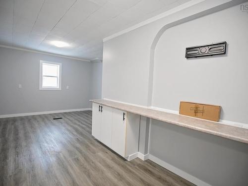 32 Douglas Avenue, Amherst, NS 