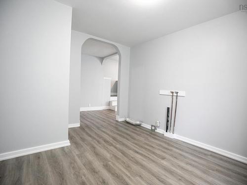 32 Douglas Avenue, Amherst, NS 