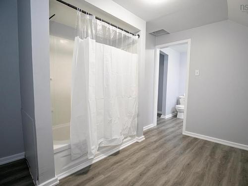 32 Douglas Avenue, Amherst, NS 