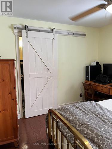 6824 10Th Line, New Tecumseth, ON - Indoor Photo Showing Bedroom