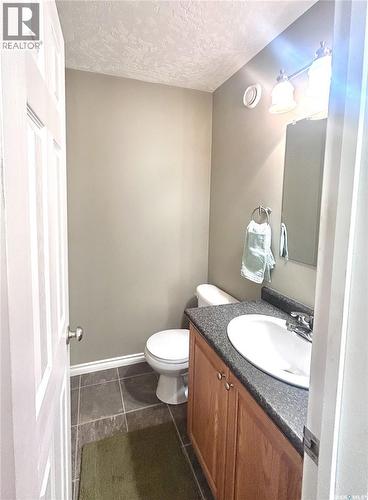 203 3Rd Avenue E, Shellbrook, SK - Indoor Photo Showing Bathroom