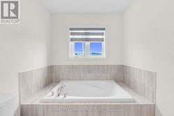 5 Pc Ensuite - 