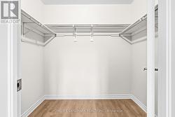 Walk-in Closet - 