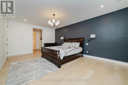 332 Christine Avenue, Lakeshore, ON - Indoor Photo Showing Bedroom