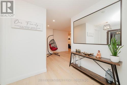 332 Christine Avenue, Lakeshore, ON - Indoor Photo Showing Other Room