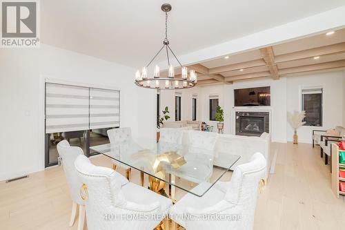 332 Christine Avenue, Lakeshore, ON - Indoor Photo Showing Dining Room