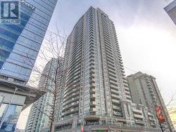 607 - 30 GRAND TRUNK CRESCENT  Toronto, ON M5J 3A4