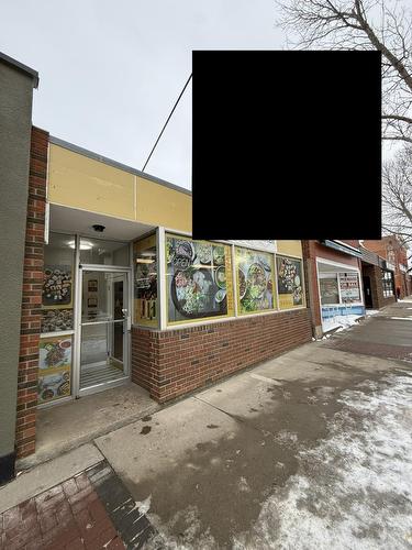 5014  50 Ave, Ponoka, AB 