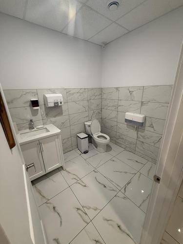 5014  50 Ave, Ponoka, AB 