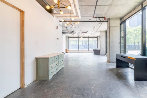 Réception - 975 Rue Clark, Montréal (Ville-Marie), QC - Indoor Photo Showing Other Room