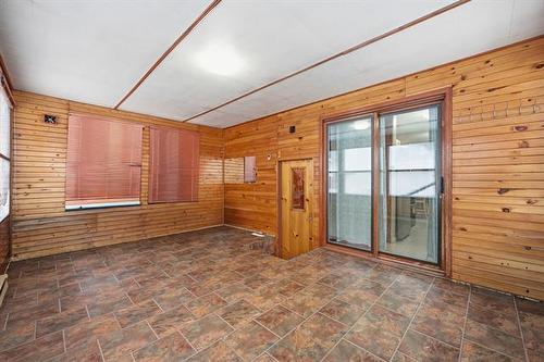 34 Mackie Bay, Winnipeg, MB 