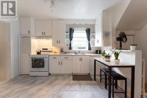 43 York Street, St. Catharines (Downtown), ON - Indoor Photo Showing Kitchen