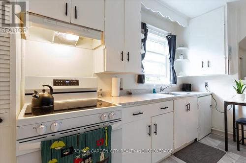 43 York Street, St. Catharines (Downtown), ON - Indoor Photo Showing Kitchen
