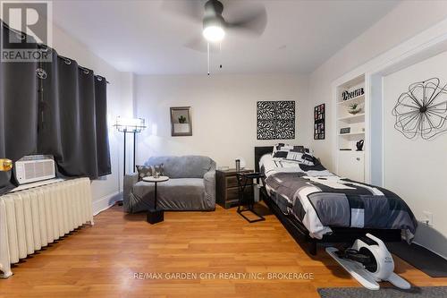 43 York Street, St. Catharines (Downtown), ON - Indoor Photo Showing Bedroom