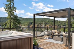 772 Harding Lane  Central Saanich, BC V8M 2G2