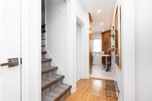 764 Henderson Hwy, Winnipeg, MB 