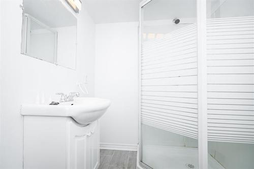 764 Henderson Hwy, Winnipeg, MB 