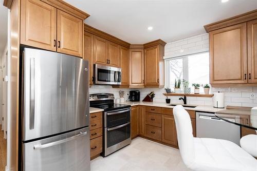 764 Henderson Hwy, Winnipeg, MB 