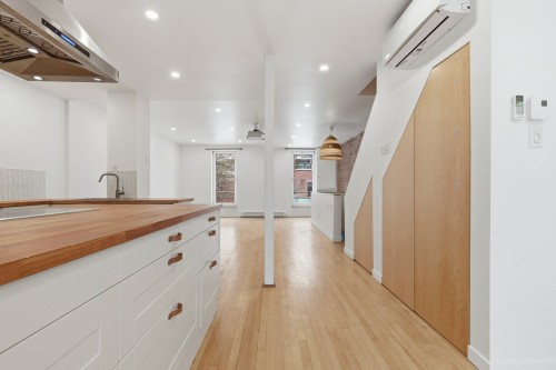 Cuisine - 3811 Rue St-Dominique, Montréal (Le Plateau-Mont-Royal), QC - Indoor Photo Showing Other Room