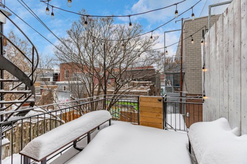 Balcon - 3811 Rue St-Dominique, Montréal (Le Plateau-Mont-Royal), QC - Outdoor With Exterior