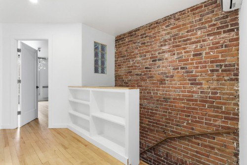 Escalier - 3811 Rue St-Dominique, Montréal (Le Plateau-Mont-Royal), QC - Indoor Photo Showing Other Room