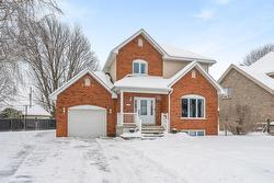 135 Rue des Citadins S.  Farnham, QC J2N 3E6