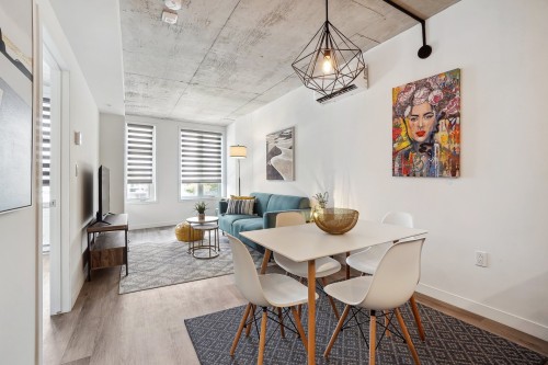 Dining Room - 616-5250 Boul. Henri-Bourassa O., Montréal (Saint-Laurent), QC - Indoor Photo Showing Dining Room