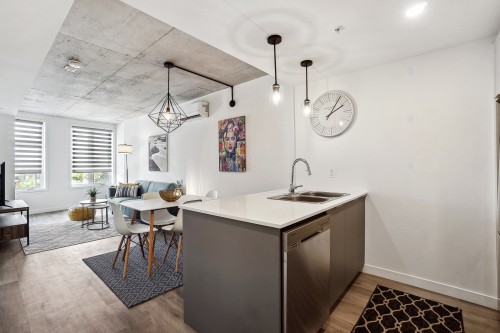 Overall view - 616-5250 Boul. Henri-Bourassa O., Montréal (Saint-Laurent), QC - Indoor