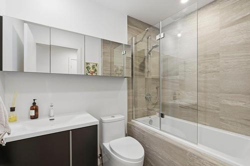 Bathroom - 414-1550 Rue Des Bassins, Montréal (Le Sud-Ouest), QC - Indoor Photo Showing Bathroom