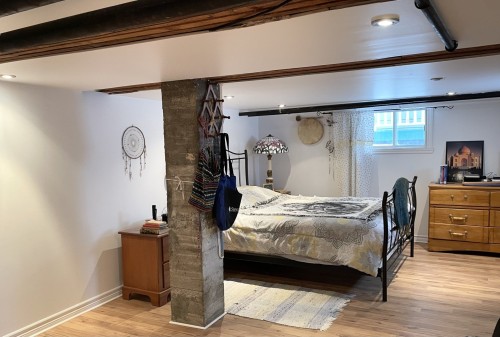 Salle familiale - 394 Rue De La Madone, Mont-Laurier, QC - Indoor Photo Showing Bedroom
