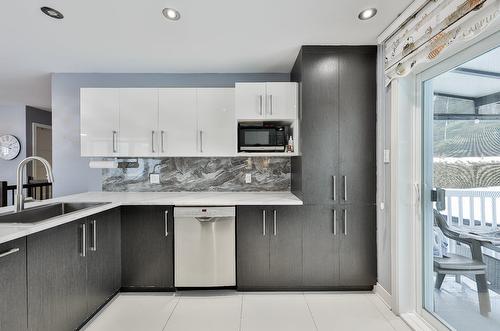 Cuisine - 277 Rue Paré, L'Assomption, QC - Indoor Photo Showing Kitchen With Upgraded Kitchen