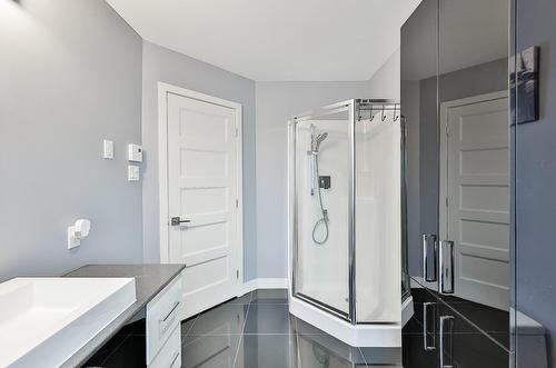 Salle de bains - 277 Rue Paré, L'Assomption, QC - Indoor Photo Showing Bathroom