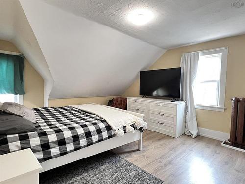 240 Forbes Street, New Glasgow, NS 