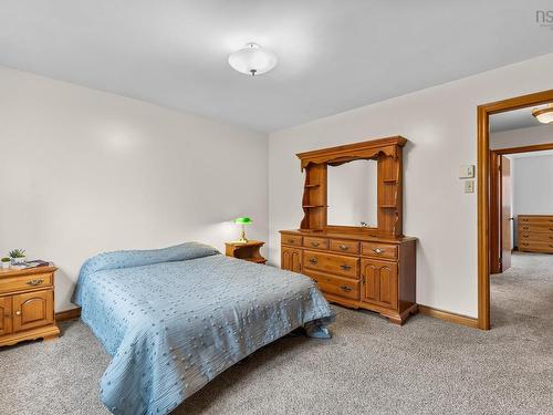 12 Amberwood Court, Halifax, NS 