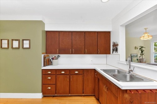 6009 River Rd, Port Alberni, BC 